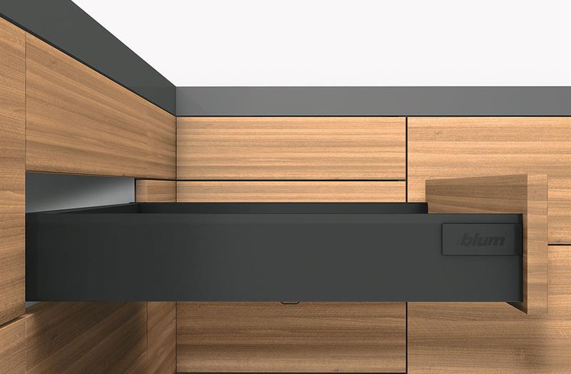 M height 83mm Terra Black